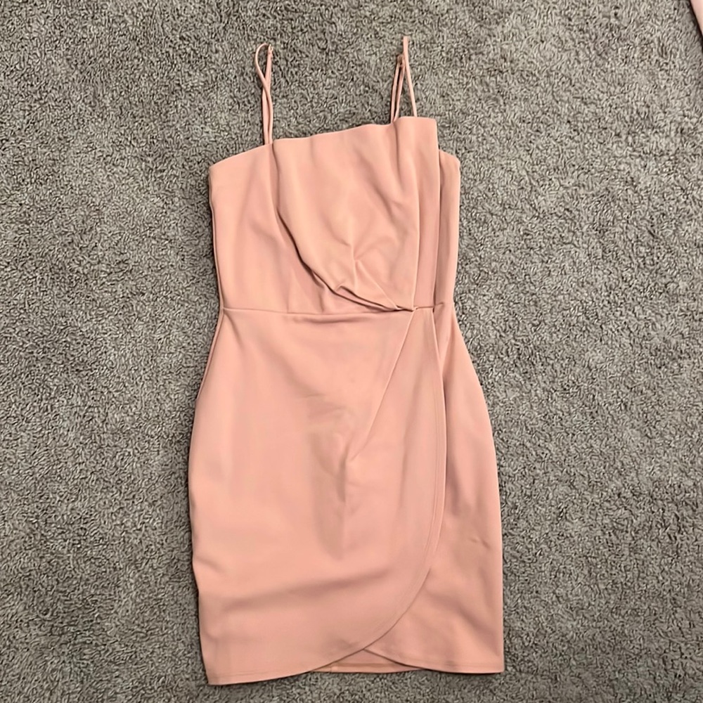 Light pink Lulu’s dress